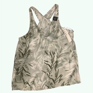 Nicole Miller Palm Leaf Print Women's Split Back Top Size Medium NWT